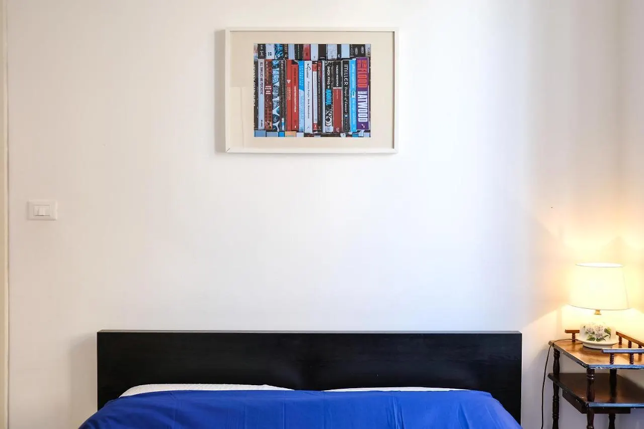Spacious Apartment With Big Terrace At Colosseum Rome Italy