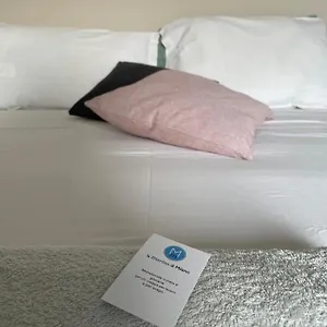 https://la-marina-di-milano-pier-lombardo.italymilanhotels.net